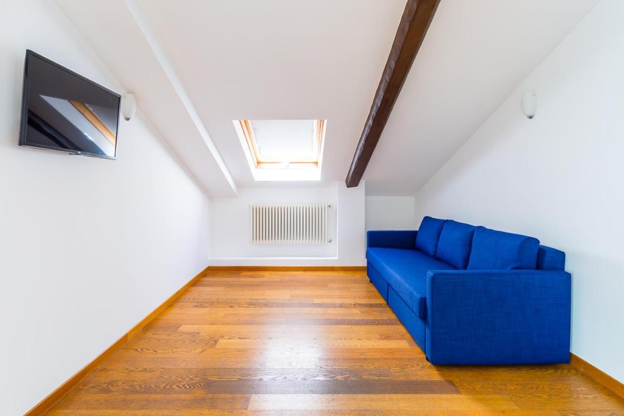 Attico Al Duomo By Napoliapartments Exterior photo