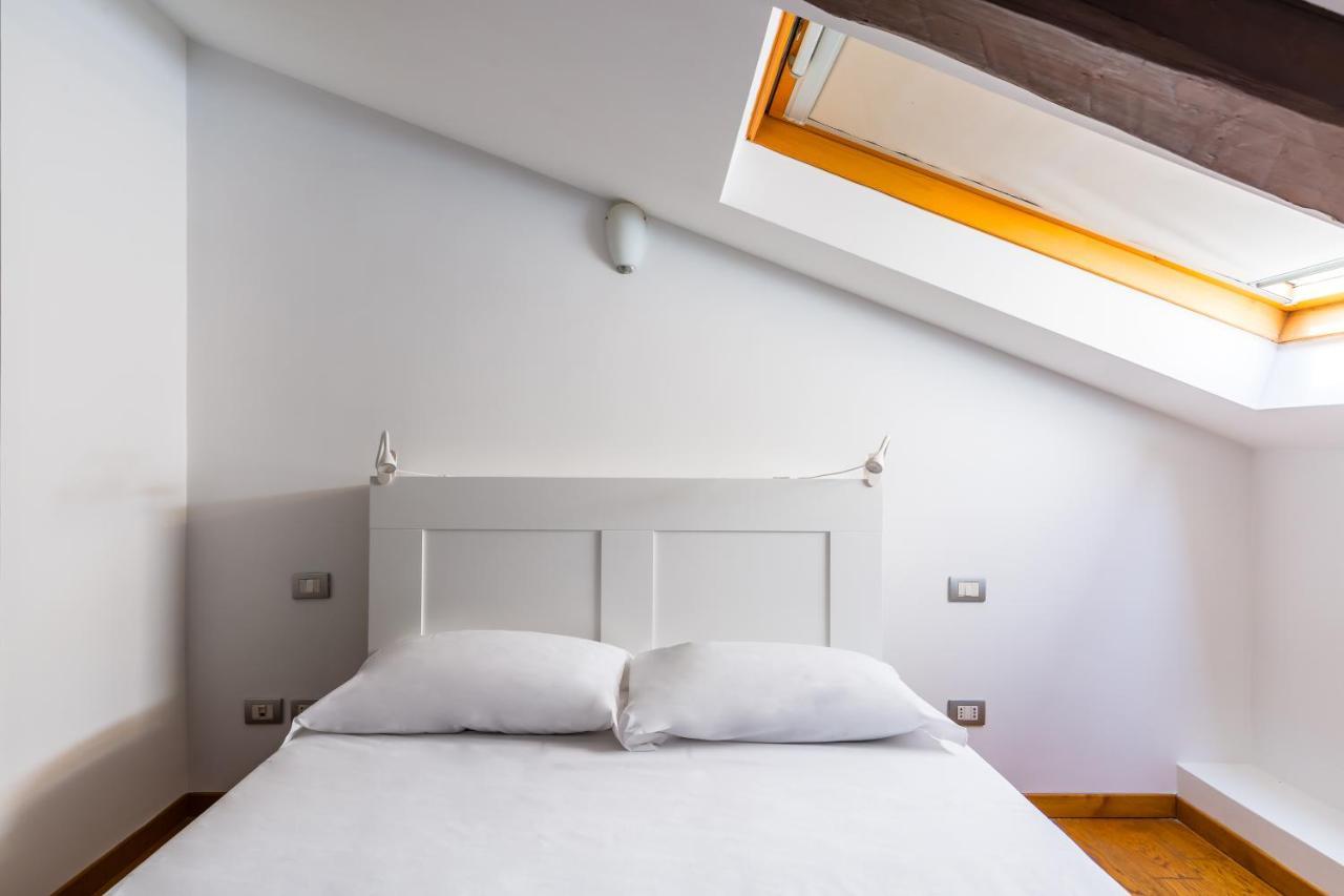 Attico Al Duomo By Napoliapartments Exterior photo