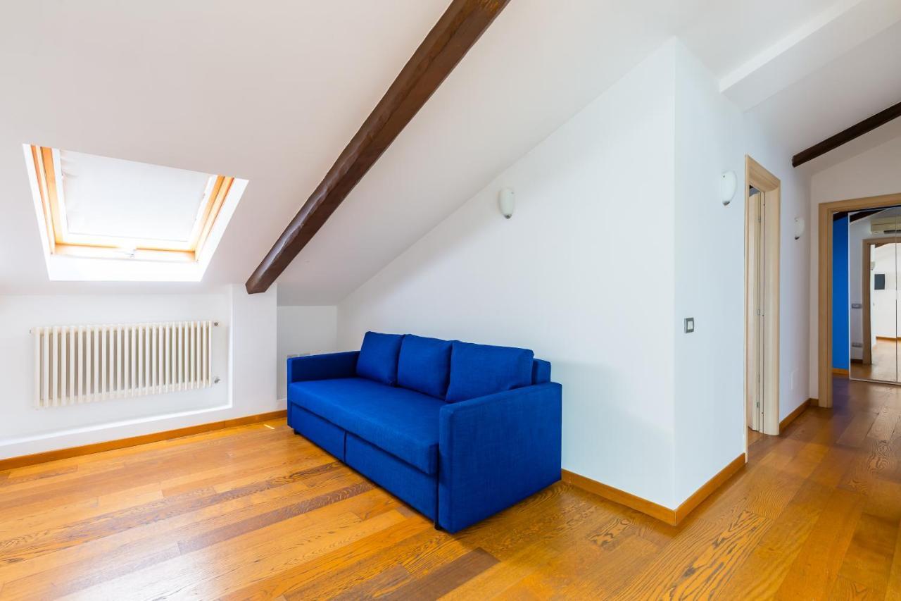 Attico Al Duomo By Napoliapartments Exterior photo