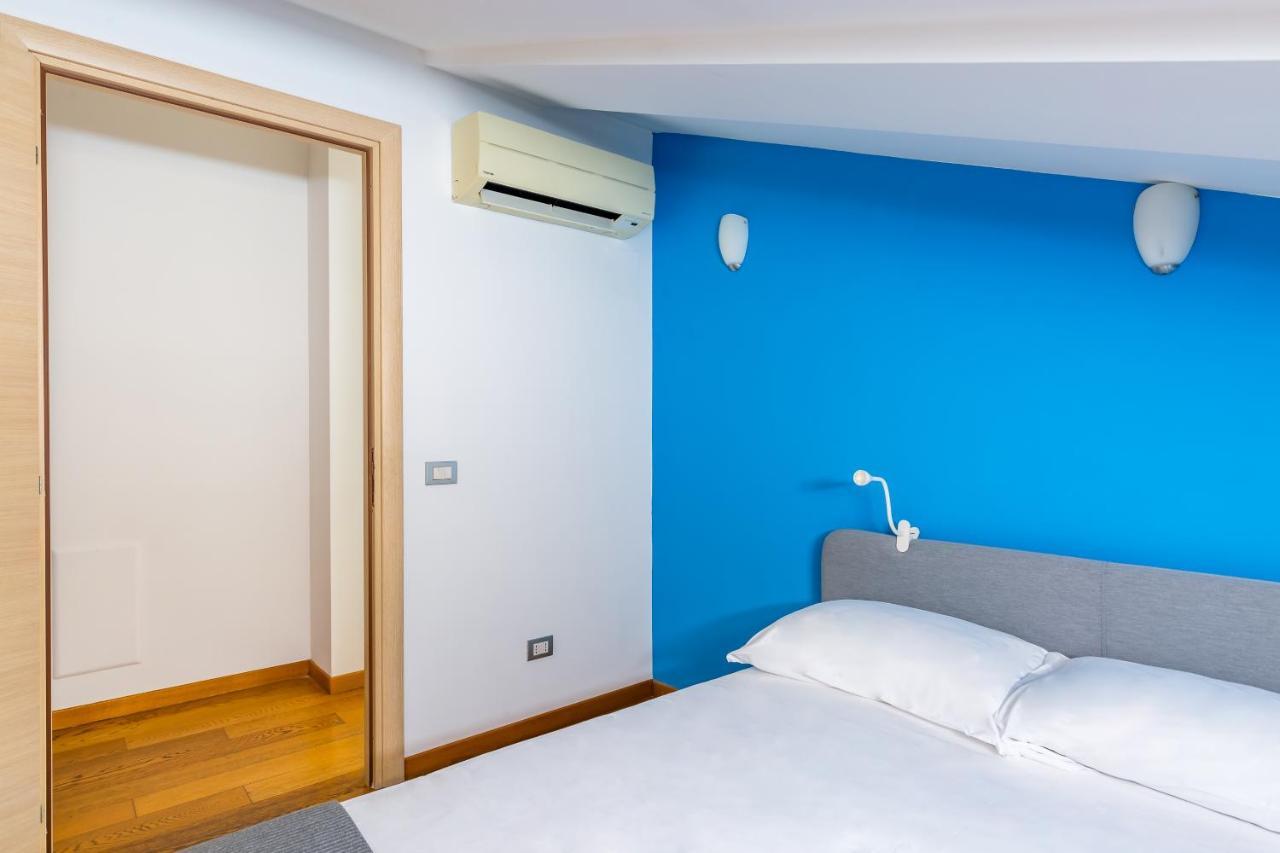 Attico Al Duomo By Napoliapartments Exterior photo