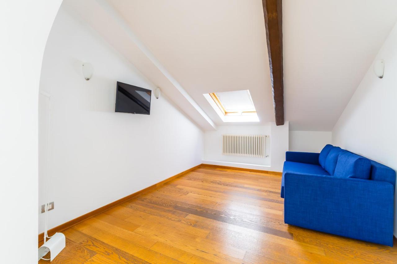 Attico Al Duomo By Napoliapartments Exterior photo