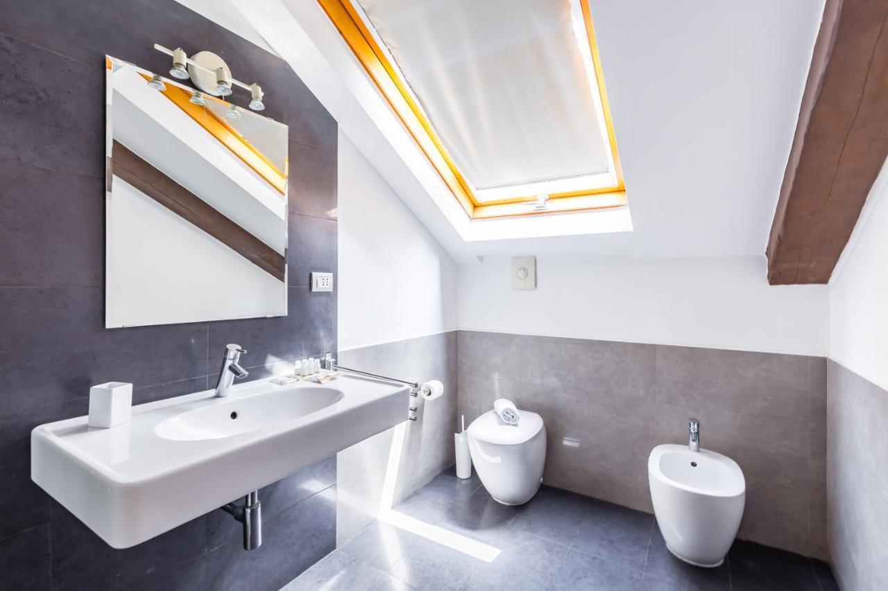 Attico Al Duomo By Napoliapartments Exterior photo