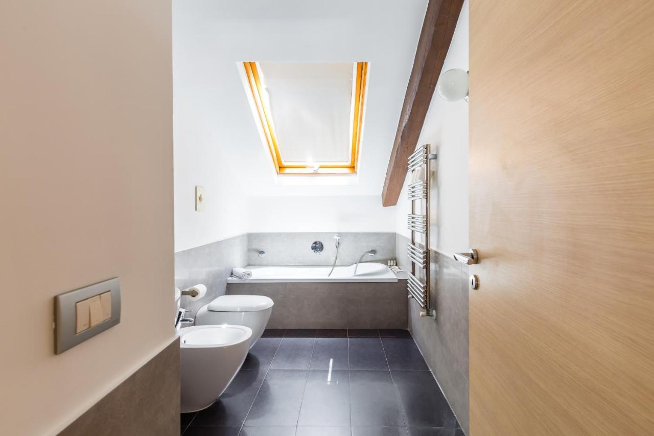 Attico Al Duomo By Napoliapartments Exterior photo